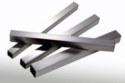Tubos Cuadrados de Aluminio